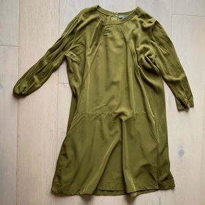 Army green cos Fred’s with pockets!